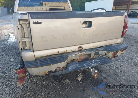 2006 Chevrolet Silverado 1500 Work Truck z USA, uszkodzony, nr VIN 1GCEC19V96Z297355